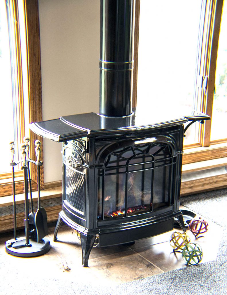 Greenfield Lopi Free Standing Direct Vent Gas Stove